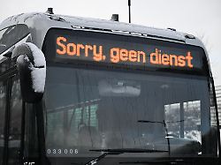 Schneechaos in Europa: In den Niederlanden geht nichts mehr - Megastau auch um Paris