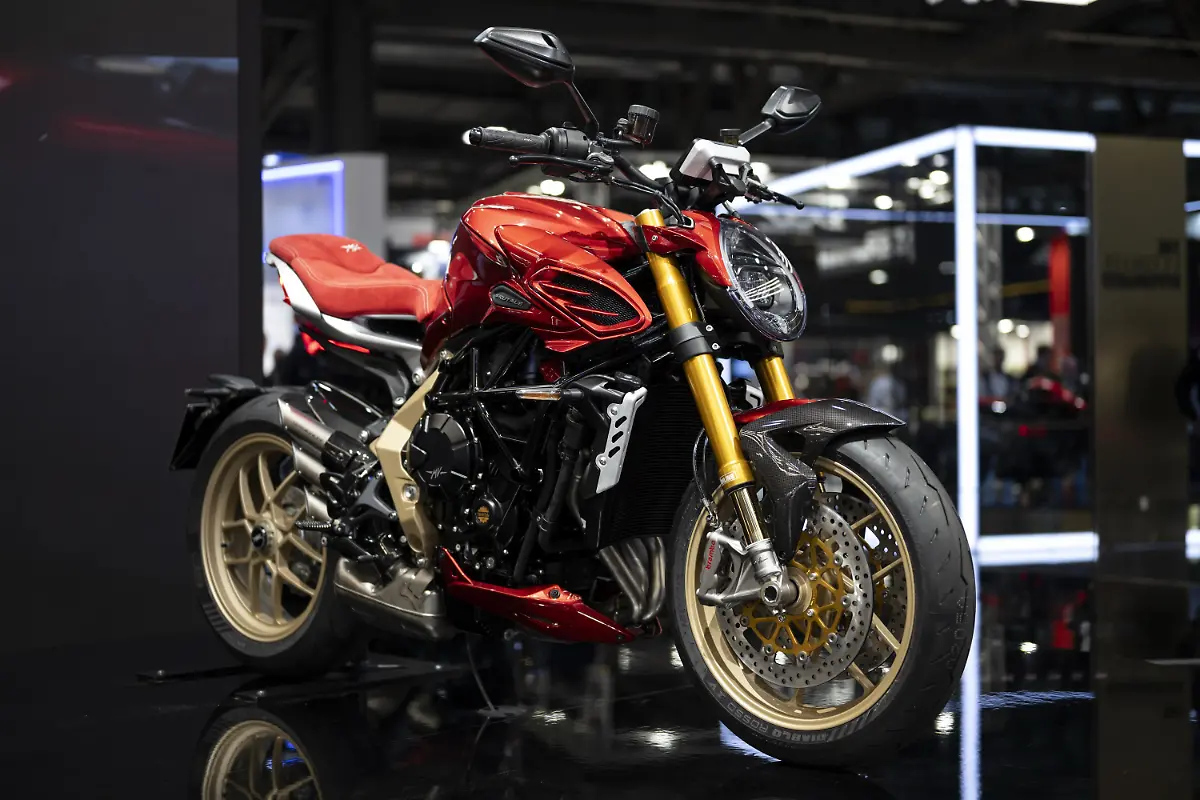 Auch-MV-Agusta-besinnt-sich-seiner-grossen-Erfolge-und-bringt-eine-Neuauflage-der-Brutale-an-den-Start