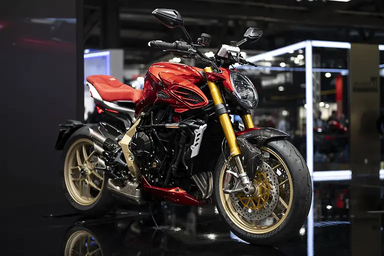 MV_Agusta_Brutale_Copyright_EICMA