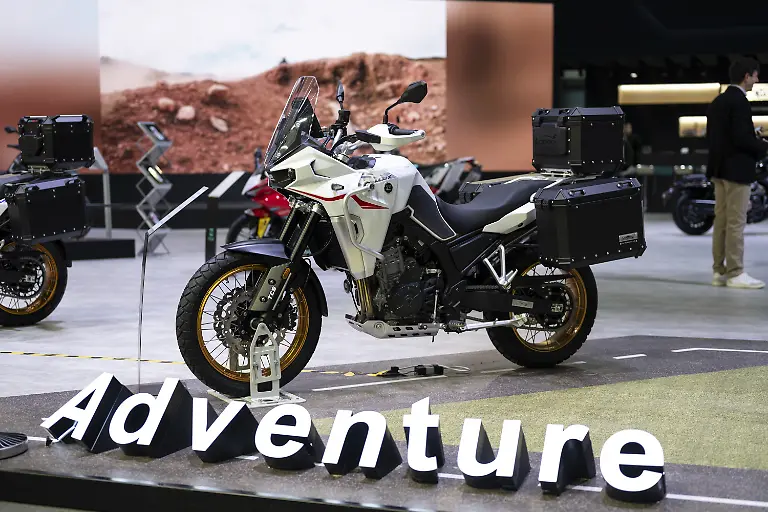 Kove_800XTouring_Copyright_EICMA