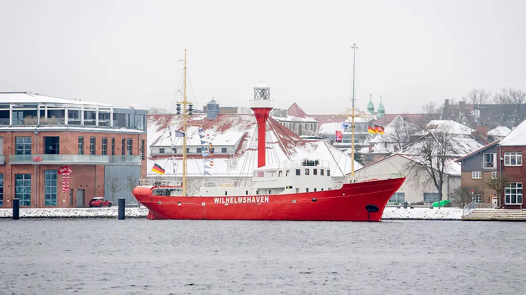 Fuer-Freitag-erwarten-Meteorologen-auch-an-der-Kueste-weiteren-Schneefall