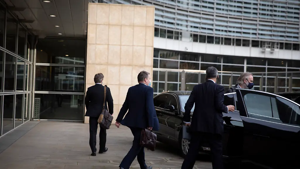 f50bad11a155bc41ba2bb69774891697