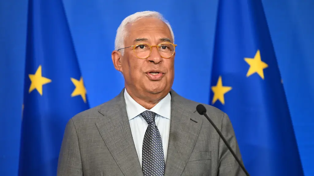 ARCHIV-24-07-2025-China-Peking-Antonio-Costa-Ratspraesident-der-EU-spricht-vor-Journalisten-Archivbild