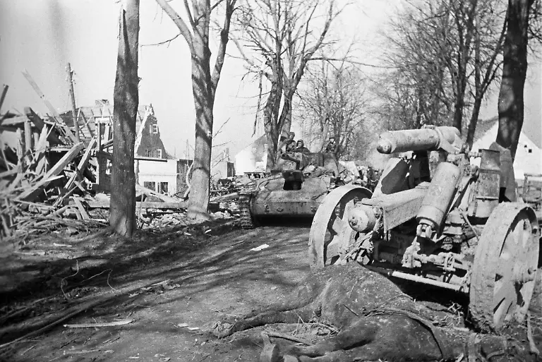 Destroyed-German-military-equipment-608763-01-04-1945-The-Great-Patriotic-War-of-1941-1945-The-3rd-Belorussian-Front-1945-Destroyed-German-military-equipment-after-the-defeat-of-East-Prussian-forces