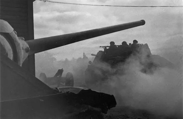 Great-Patriotic-War-1941-1945-8662633-30-03-1945-Great-Patriotic-War-1941-1945-East-Pomeranian-operation-2nd-Belorussian-Front-Assault-on-Danzig