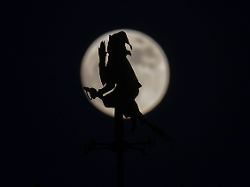 Zwischen Spaß und Manipulation: Zaubersprüche aus dem Netz versprechen Magie