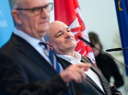 Nach Koalitionsaus in Potsdam: Crumbach tritt nach: BSW betreibt "Krawallopposition"