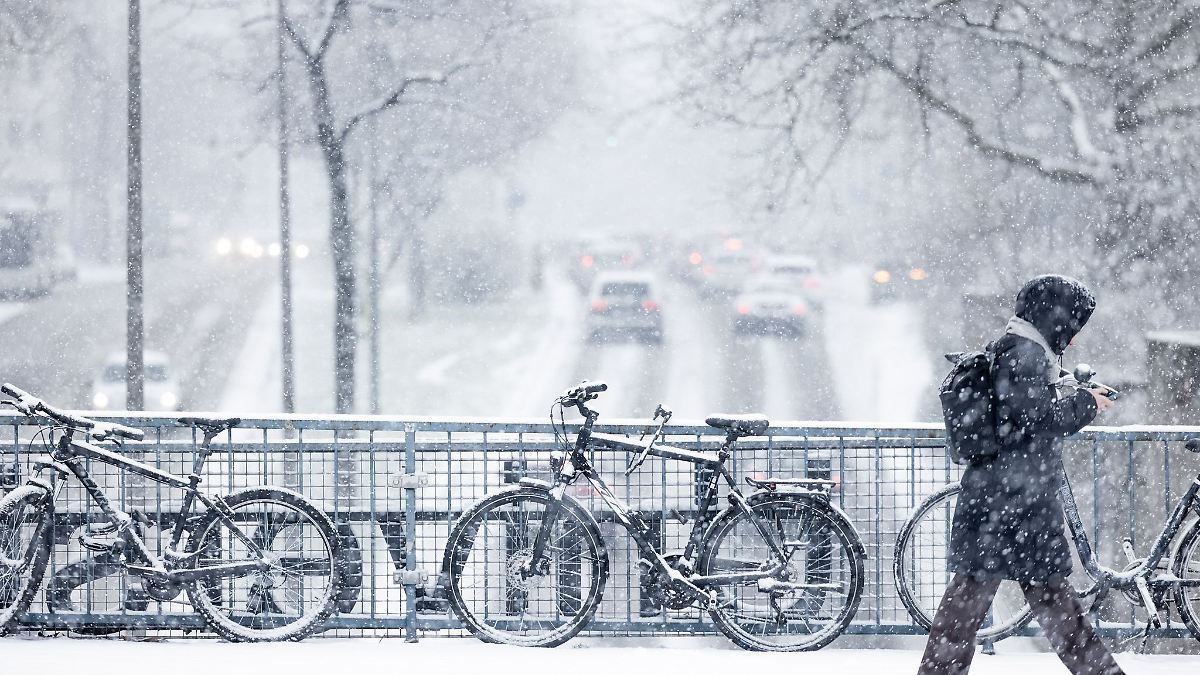 frage-aus-dem-arbeitsrecht-winterchaos-auf-dem-arbeitsweg-was-f-r-besch-ftigte-gilt