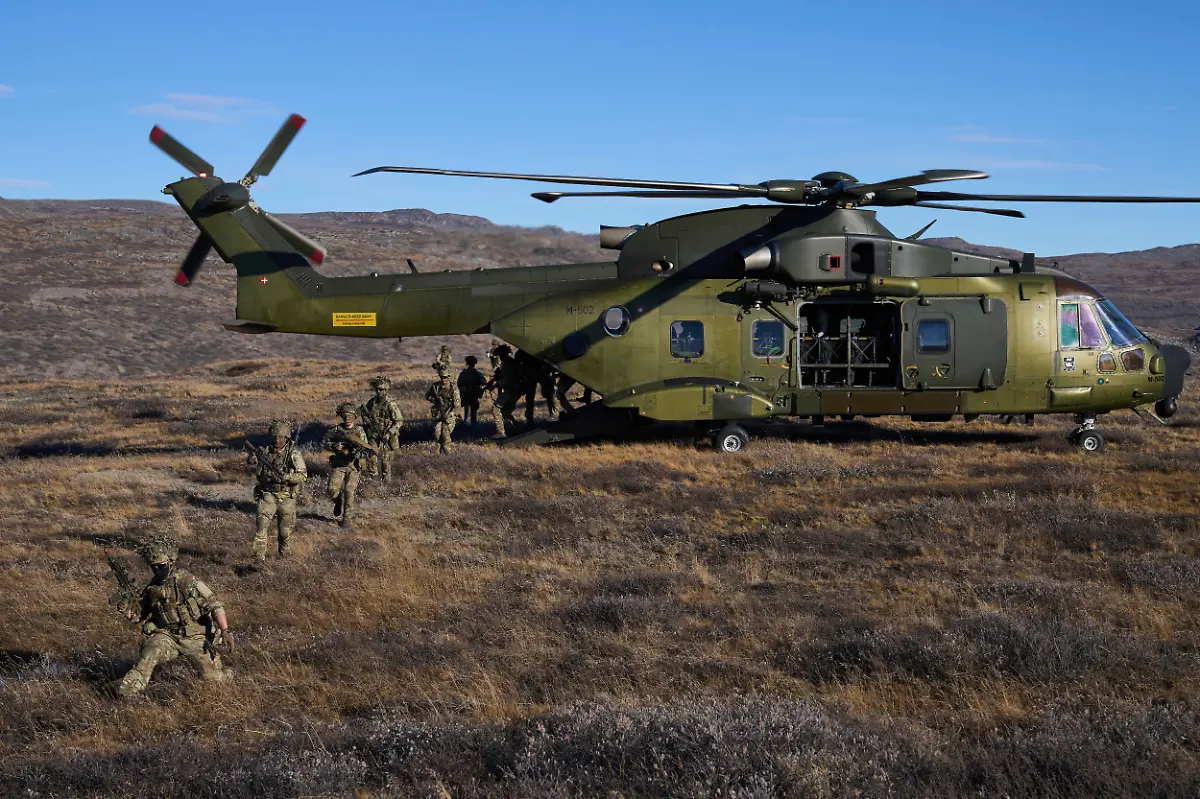 Danish-military-forces-participate-in-an-exercise-with-hundreds-of-troops-from-several-European-NATO-members-in-Kangerlussuaq-Greenland-Wednesday-Sept-17-2025