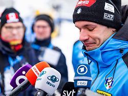 "Würde ihm Olympiasieg widmen": Biathlon-Star bricht im Interview in Tränen aus
