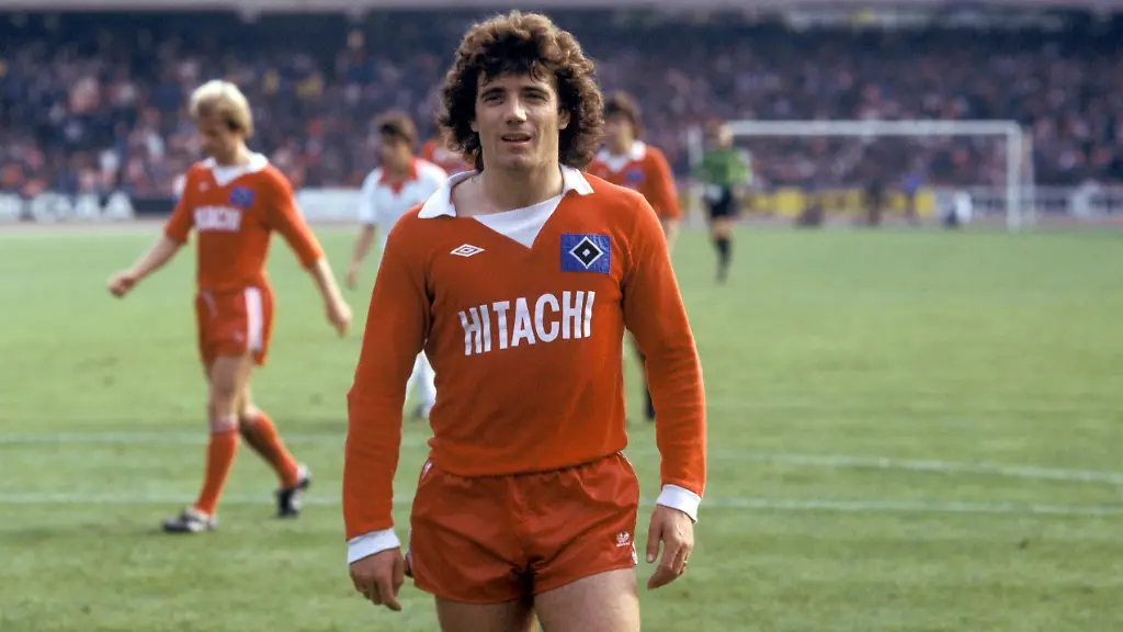 Bildnummer-03639271-Datum-01-10-1978-Copyright-imago-Kicker-Eissner-Kevin-Keegan-HSV-Mfdia-quer-Hamburger-SV-Hamburg-DEUTSCHSPRACHIGE-SPORTZEITSCHRIFTEN-UND-ZEITUNGEN-NUR-NACH-RUeCKSPRACHE-1978-1979-Aufnahmedatum-geschaetzt-Fussball-1