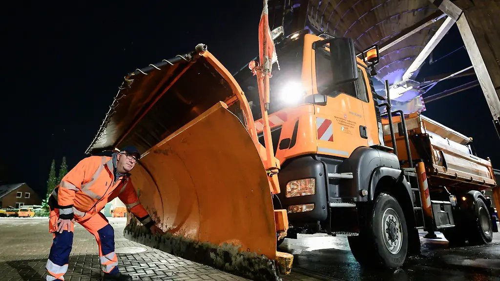 Die-Winterdienste-in-Niedersachsen-und-Bremen-sind-gut-vorbereitet-auch-bei-weiteren-Wintereinbruechen