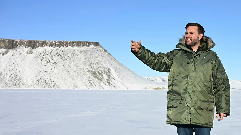 Vice-President-JD-Vance-gestures-as-he-tours-Pituffik-Space-Base-Friday-March-28-2025-in-Greenland