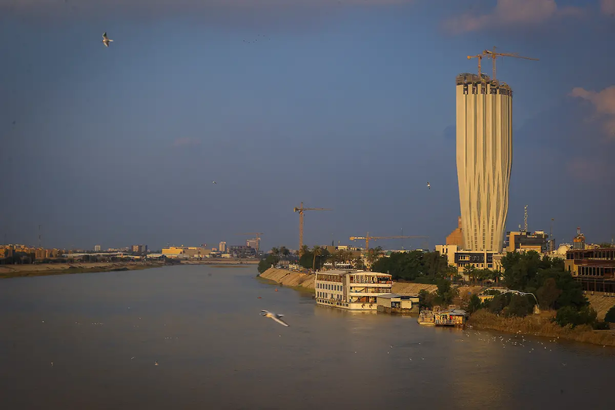 BAGHDAD-IRAQ-FEBRUARY-25-The-construction-of-Central-Bank-of-Iraq-building-latest-project-of-renowned-Iraqi-origin-architect-Zaha-Hadid-continues-by-a-Turkish-company-in-Baghdad-Iraq-on-February-25-2024