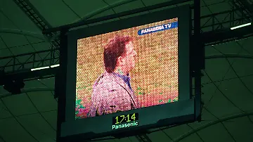 1702369