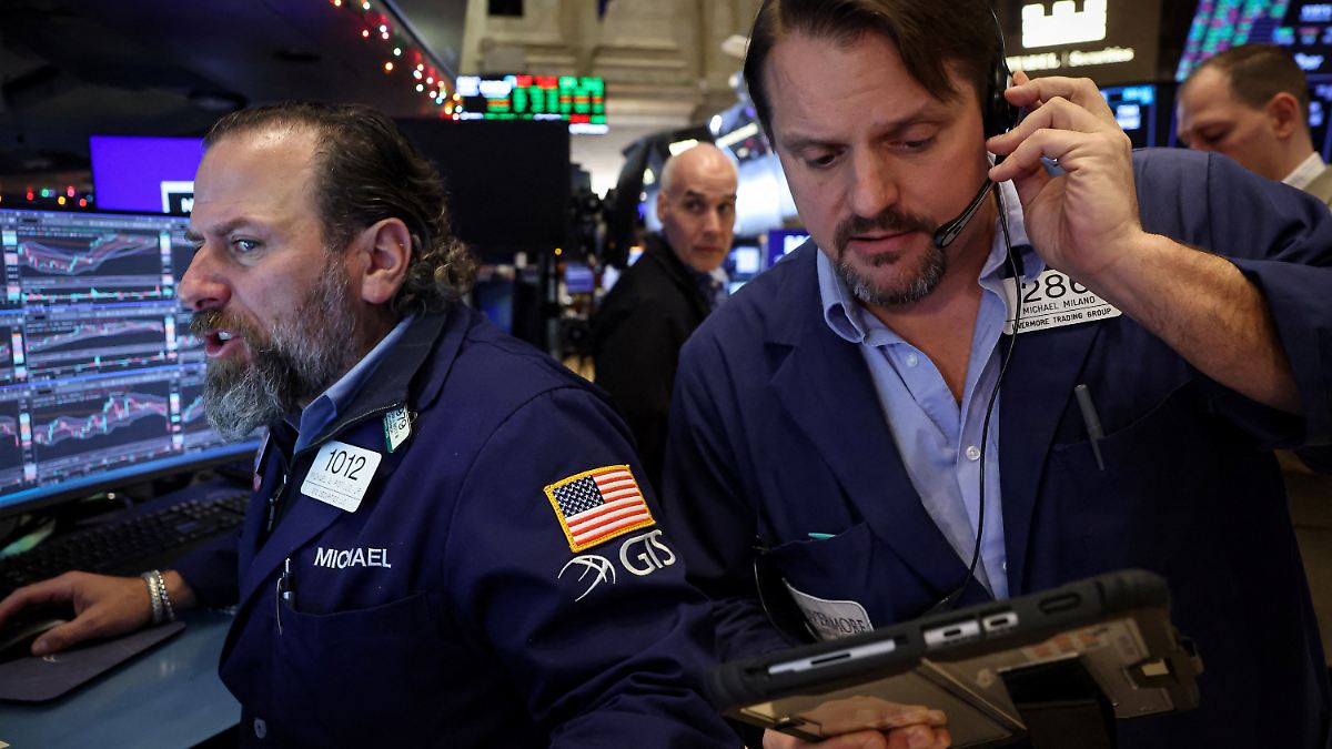 -lpreis-erholt-sich-vom-Einbruch-US-Anleger-warten-nerv-s-auf-neue-Arbeitsmarktzahlen