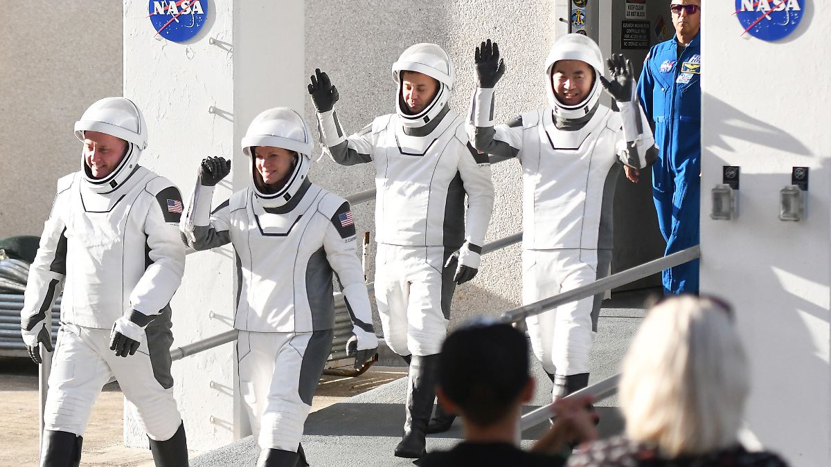 Astronaut-mit-Gesundheitsproblem-Nasa-holt-erstmals-ISS-Crew-vorzeitig-zur-ck