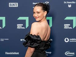 Model tanzt mit: Betty Taube macht bei "Let's Dance" ihre Oma stolz