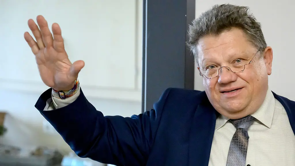 Andreas-Philippi-mahnt-bei-den-winterlichen-Temperaturen-zur-gegenseitigen-Ruecksichtnahme