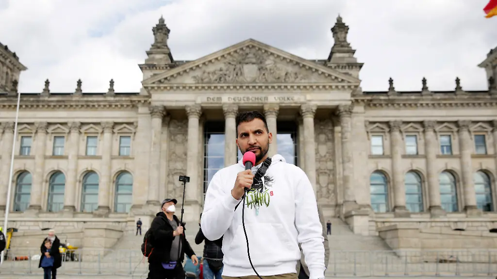 bf3272e938b9a292deb6370525b79e8f