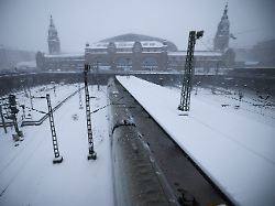 „Schrittweise“: Bahn nimmt Fernverkehr im Norden erst Samstag wieder auf
