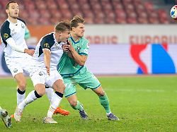 "Kleine Missgeburt": Ex-DFB-Profi rastet aus und stößt Mitspieler zu Boden