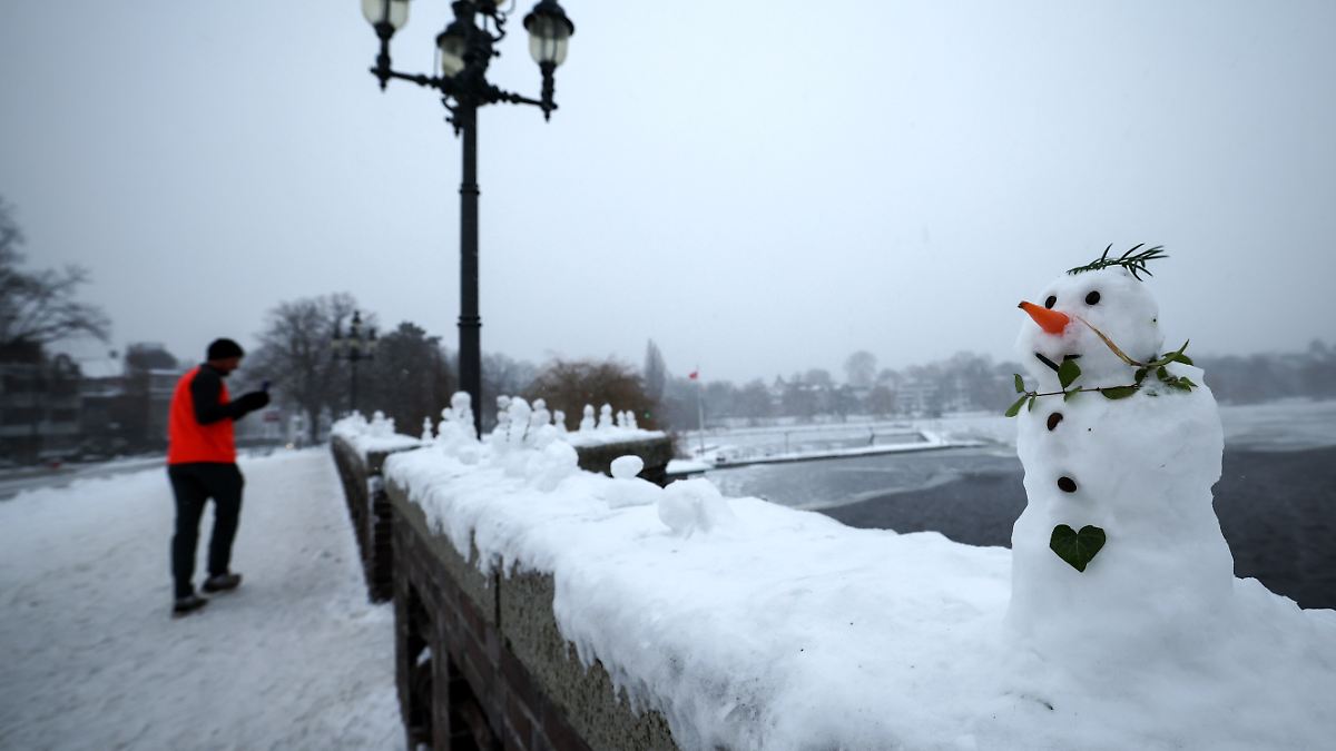 Kein Jahrhundert-Event: "Elli" verursacht viele Unfälle, doch die Katastrophe bleibt aus