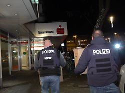 Puzzlearbeit nach Millionen-Coup: Gelsenkirchener Sparkasse bleibt nach Einbruch noch für Wochen zu