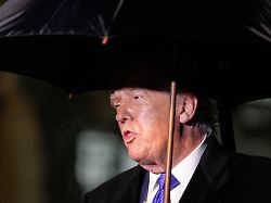 Notfalls auf "die harte Art": Trump droht Grönland erneut mit gewaltsamer Übernahme