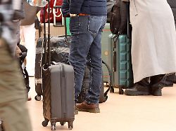 Hamburg & Schleswig-Holstein: Sturmtief sorgt am Hamburger Airport für Verzögerungen