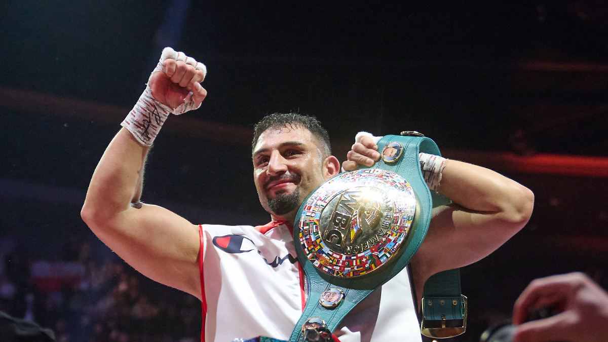 Mega-Fight nach Blitz-K.-o.: Schwergewichts-Monster Kabayel haut Knyba gnadenlos aus dem Ring