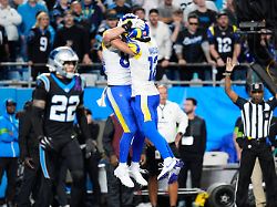 Heißer Start in NFL-Playoffs: Los Angeles wendet bitterböse Überraschung in letzter Minute ab
