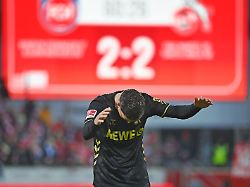 Überschwängliches Lob für El Mala: Deutsche WM-Hoffnung rettet Köln schon wieder von der Bank