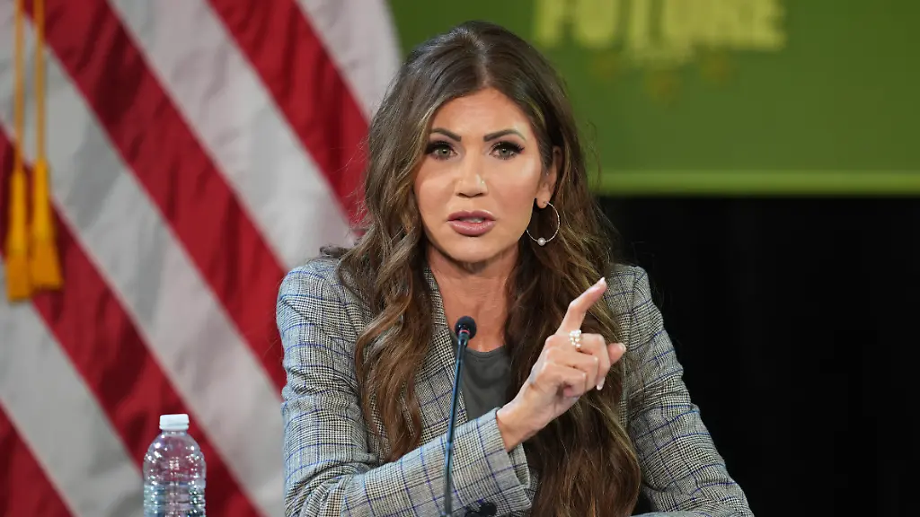 Nach-t-dlichem-ICE-Schuss-US-Heimatschutzministerin-schickt-Hunderte-Bundesbeamte-nach-Minneapolis