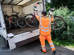 Hamburg & Schleswig-Holstein: Hamburger Stadtreinigung sammelt mehr Schrottfahrräder ein