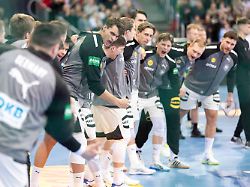 Handball-Angstgegner entzaubert: EM-Favorit prallt an 16 deutschen Riesen und einem Titanen ab