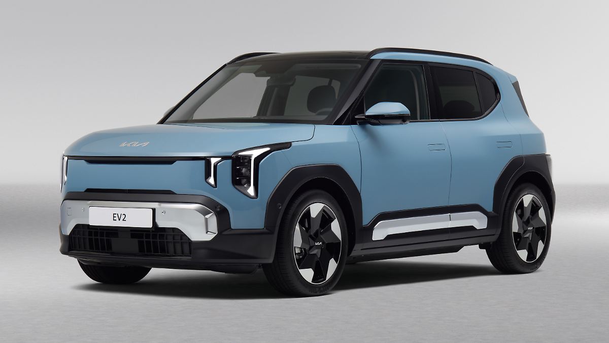 Klein-SUV-berrascht-Premiere-des-Kia-EV2-au-en-winzig-innen-ziemlich-erwachsen