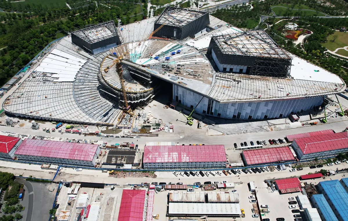 Shanghai-Grand-Opera-House-Under-Construction-SHANGHAI-CHINA-MAY-14-2024-An-aerial-view-of-the-Shanghai-Grand-Opera-House-under-construction-in-Shanghai-China-May-14-2024