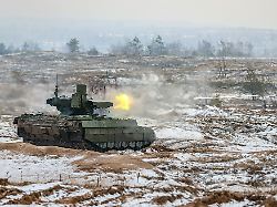 Schlachtfeld als Werbefläche: Kreml prahlt mit Auftragsrekord für Waffen