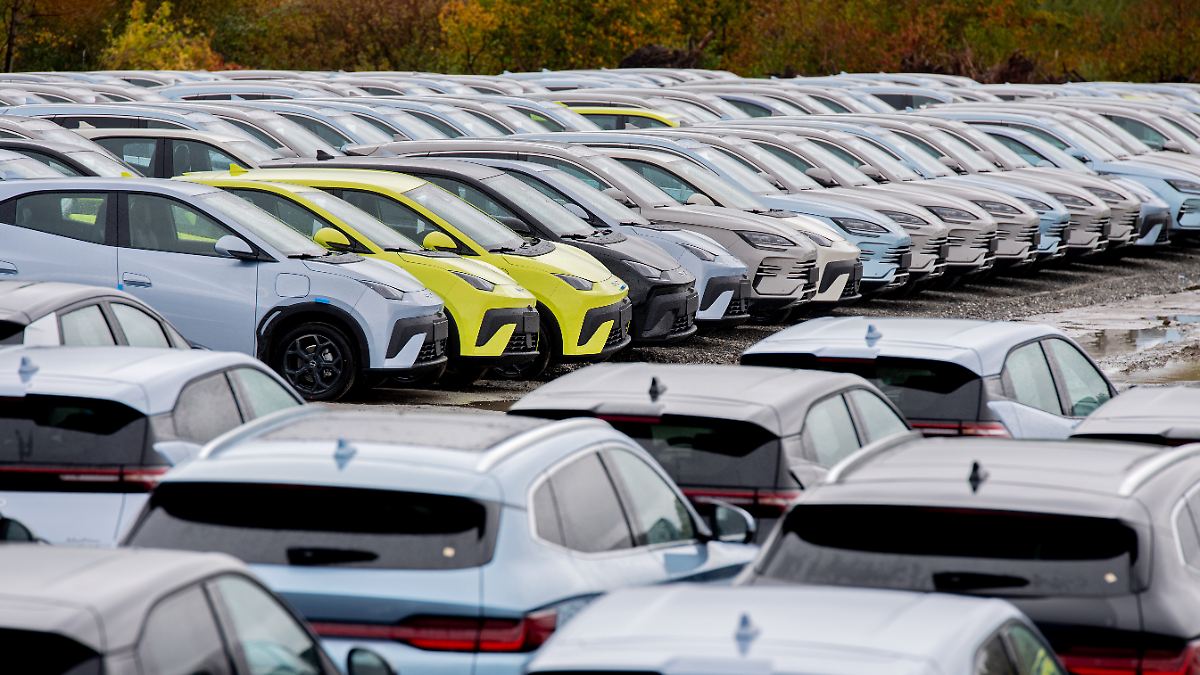 Mindestpreise-statt-Zusatzz-lle-Br-ssel-geht-auf-Chinas-E-Autohersteller-zu