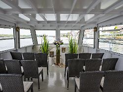 In Rheinland-Pfalz erlaubt: Bei Flussbestattungen kommt es auf viele Details an