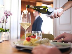 Baden-Württemberg: Mehr Geld für Beschäftigte im Südwest-Gastgewerbe