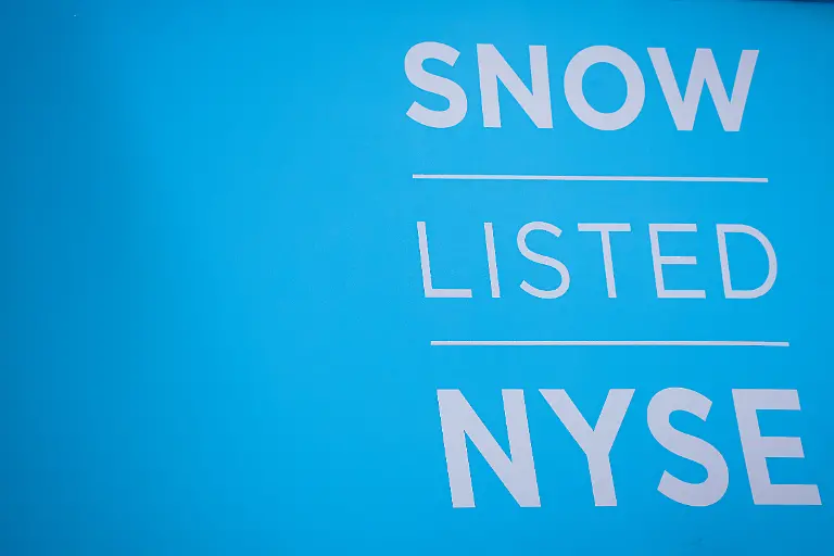 2020-09-16T205452Z-1006798219-RC2WZI9MI1NL-RTRMADP-3-SNOWFLAKE-IPO