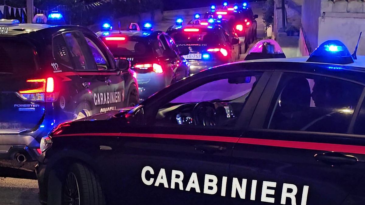 Schwangere dabei, Lachgas-Konsum: Berichte: Prostitutions-Skandal mit 70 Fußball-Profis erschüttert Italien