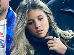 Unheilbare Krankheit: Mehmet Scholls Tochter hat täglich Schmerzen