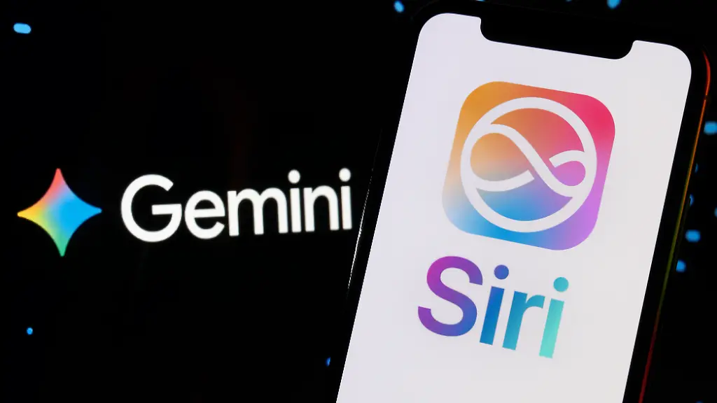 An-iPhone-displays-Siri-and-Apple-Intelligence-branding-in-front-of-the-Google-Gemini-logo-in-San-Ferdinando-di-Puglia-Italy-on-December-23-2025