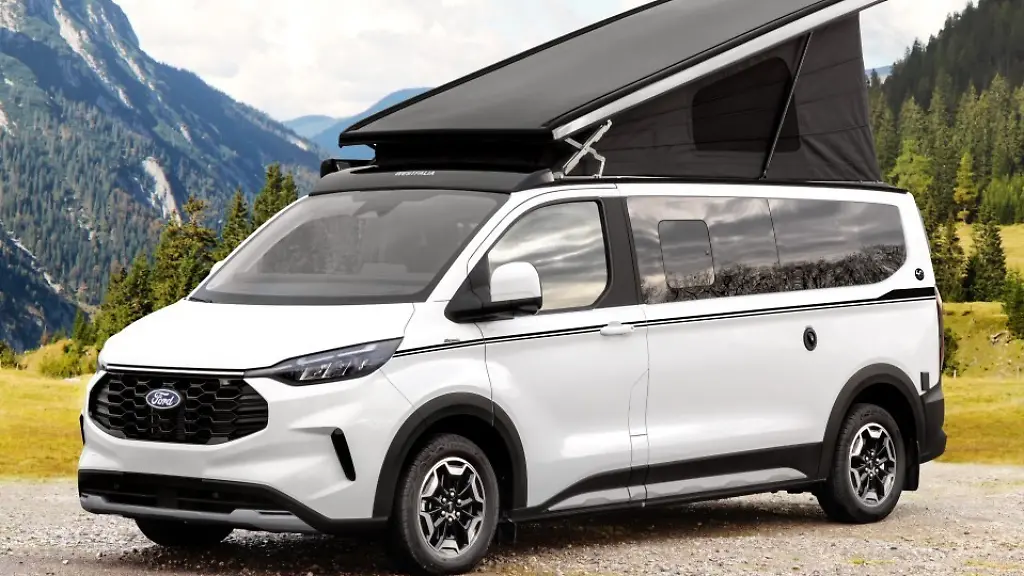 Bei-Ford-feiert-der-Camping-Bus-Klassiker-Nugget-sein-40-jaehriges-Bestehen