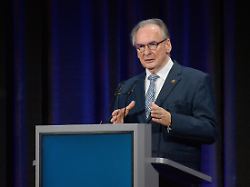 "Unser Signal: Kontinuität": Sachsen-Anhalts Regierungschef Haseloff will am 27. Januar zurücktreten