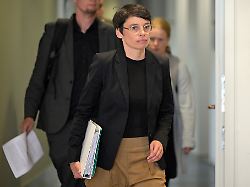 Nordrhein-Westfalen: Ministerin Paul im März in Solingen-Ausschuss