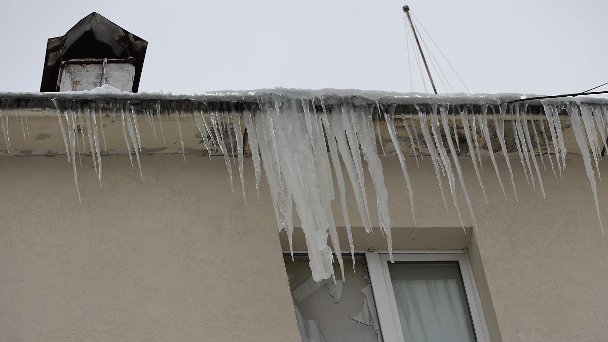 Minusgrade-und-Kriegssch-den-Russische-Bev-lkerung-soll-in-Belgorod-umquartiert-werden